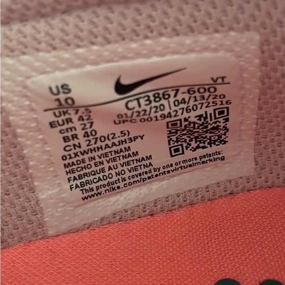 Nike Women Shoes - Picture 5 of 6